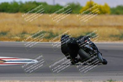 media/Apr-30-2023-CRA (Sun) [[020fcf5d43]]/Race 4-600 Supersport/